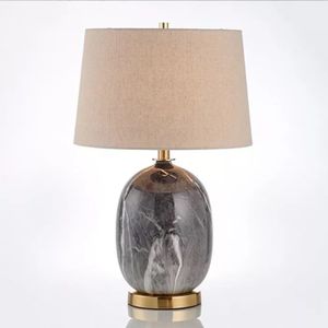 Дизайнерская настольная лампа с абажуром SUSANA by Romatti