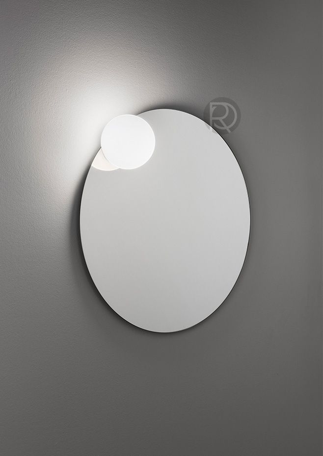 Illuminated mirror CIRC by Estiluz