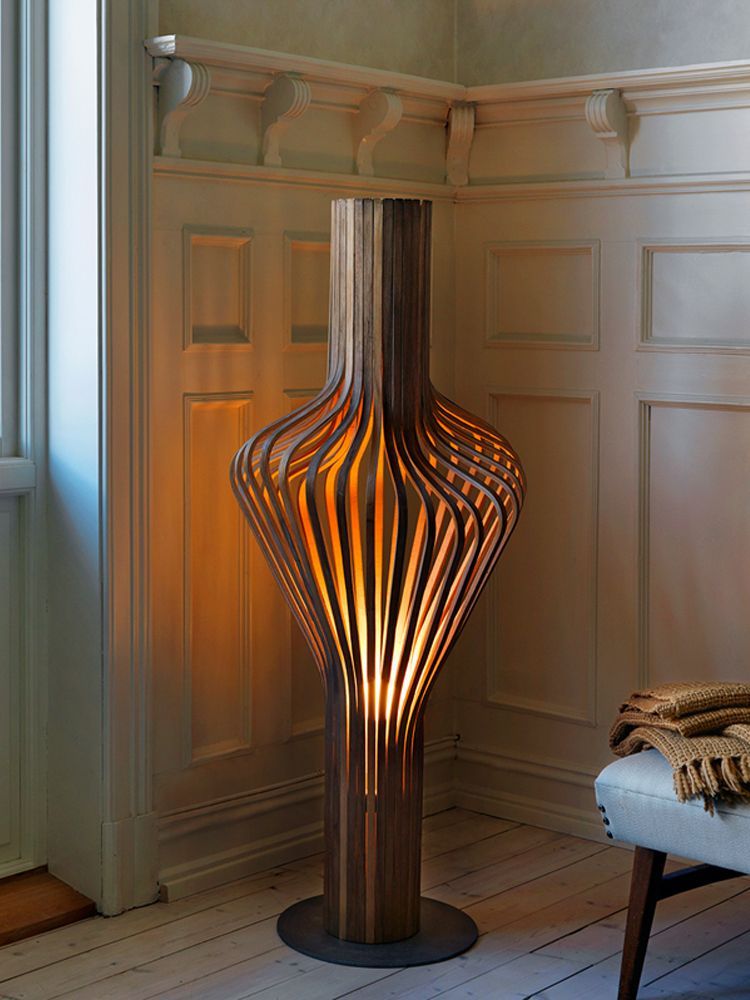 ZIGZAG floor lamp by Romatti
