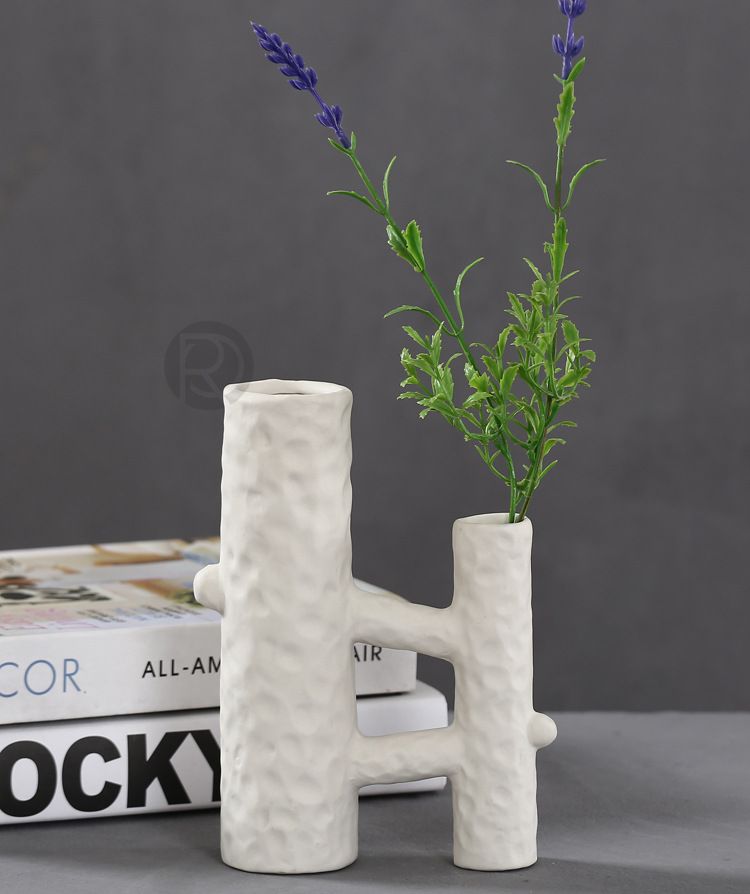 Designer vase SALOW by Romatti