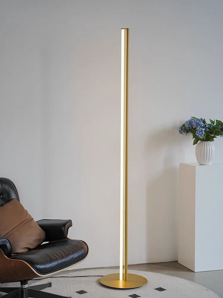 Floor lamp ILLION by Romatti