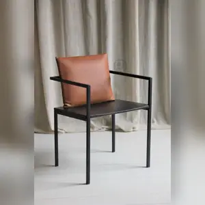 Дизайнерский стул на металлокаркасе HENRY by Vips and Friends