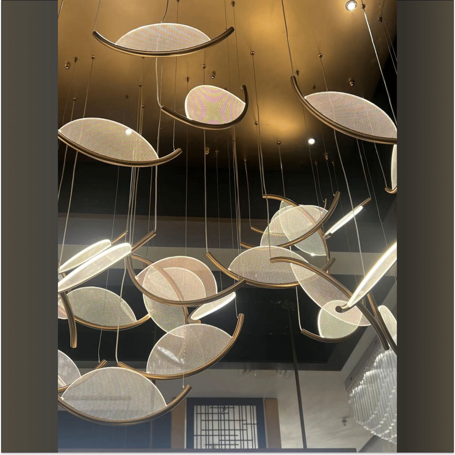 INTERRA'S chandelier by Romatti