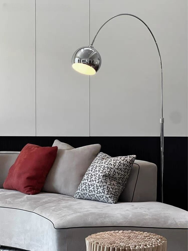 SOTOLER floor lamp by Romatti