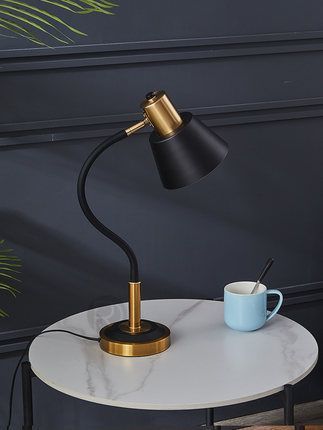 Настольная лампа YOLLO by Romatti