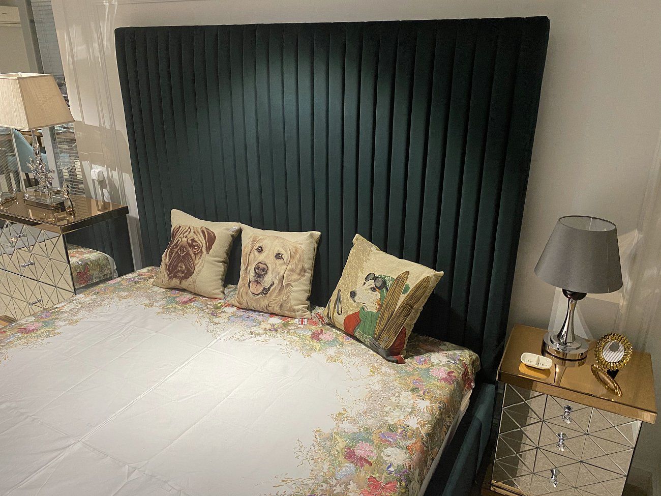 Double bed 180x200 cm gray-beige Mora