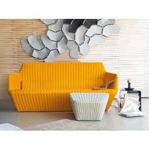 Стильный дизайнерский диван Lacewait by Romatti