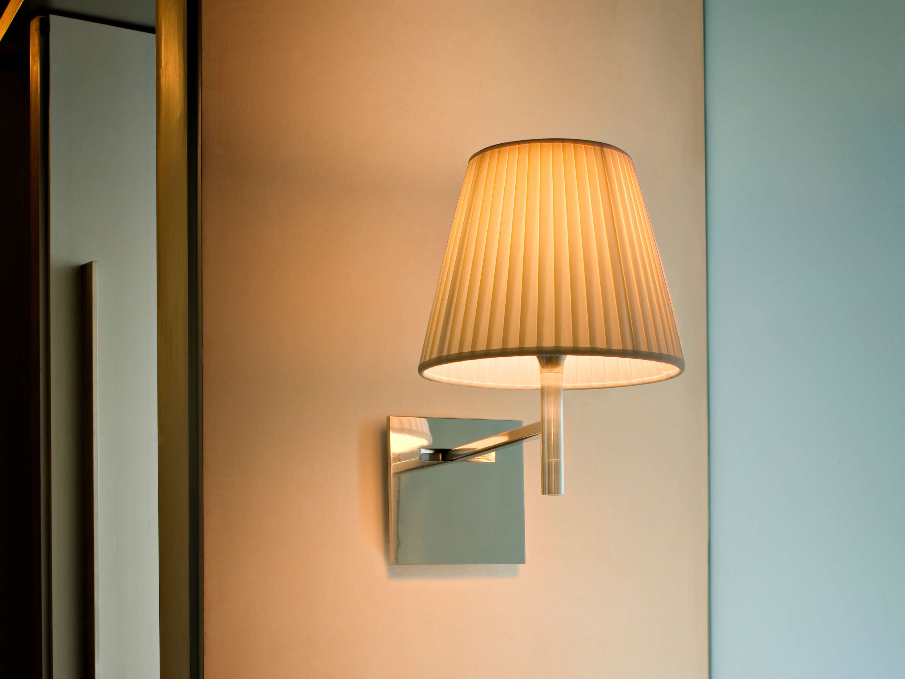 Wall lamp (Sconce) KTRIBE by Flos