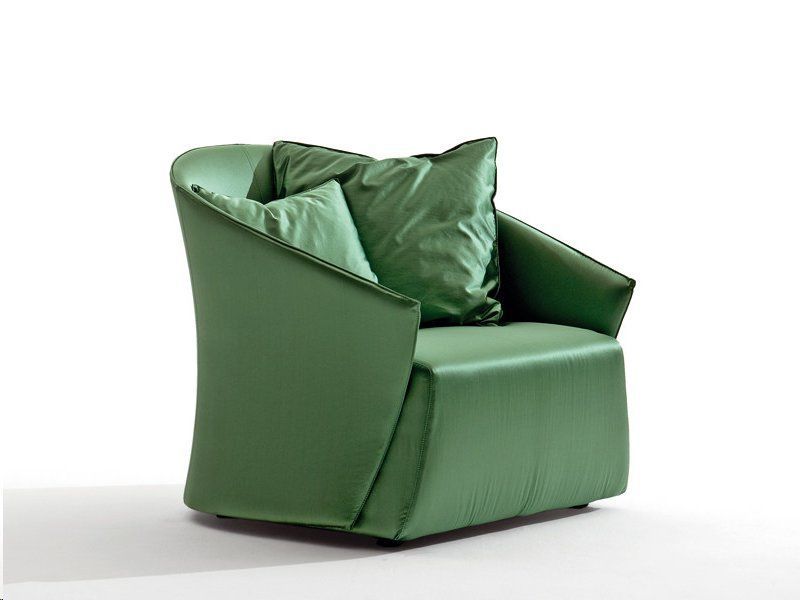 Bustier chair by Romatti