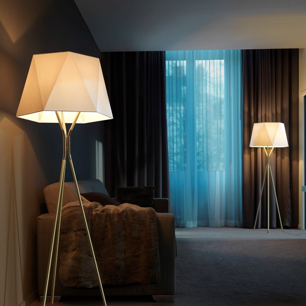 Floor lamp SOLITAIRE by CVL Luminaires