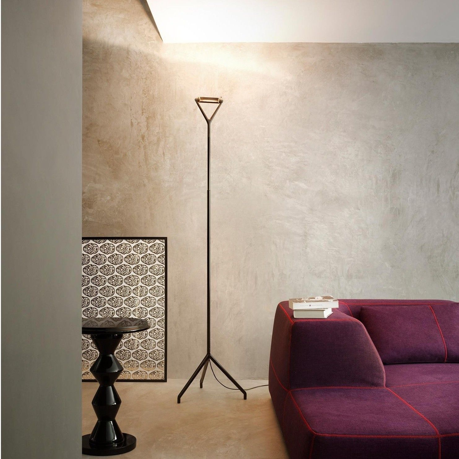 Floor lamp Lola by Luceplan
