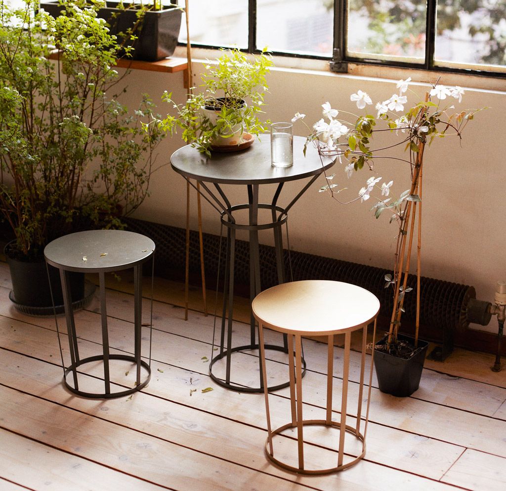 Table-bistro Hollo by Petite Friture