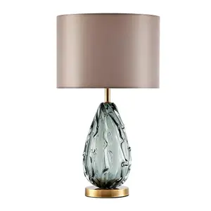 Дизайнерская настольная лампа с абажуром WIAL by Romatti