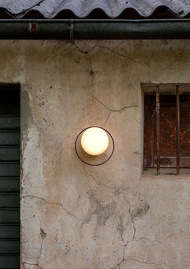 Wall lamp (Sconce) CIRC S by Estiluz