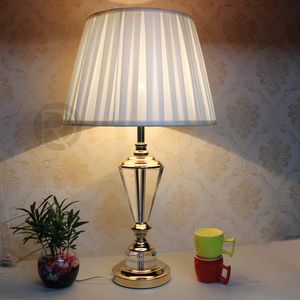 Дизайнерская настольная лампа с абажуром FUMAT by Romatti