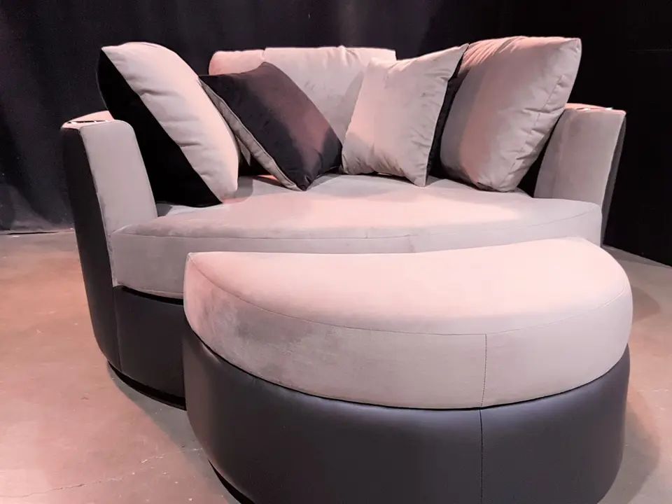 Office sofa CLOE by Romatti