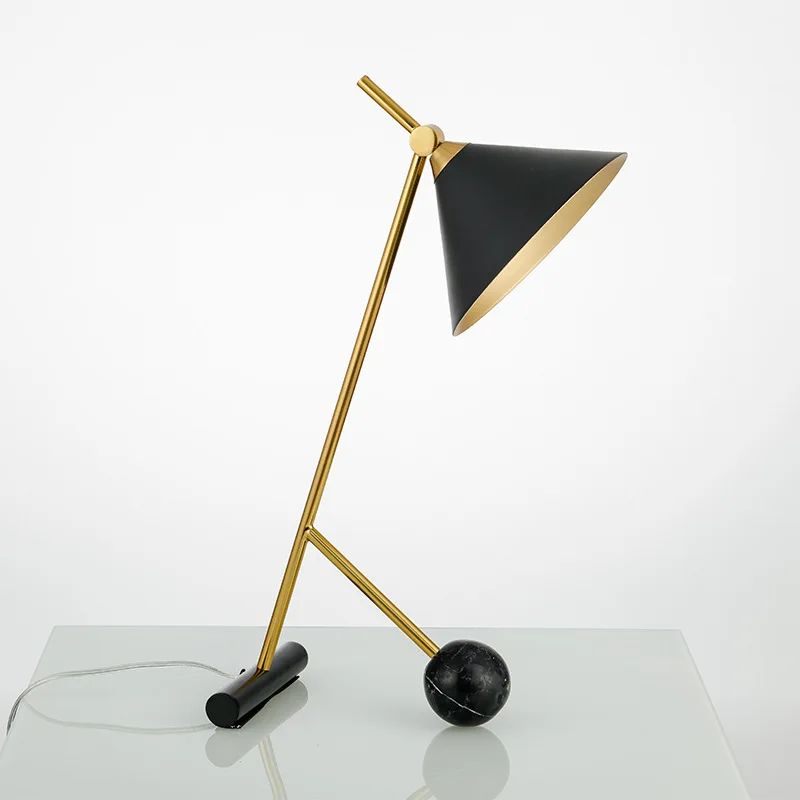 CLEO by Romatti table lamp