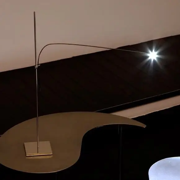 Настольная лампа UAU T by Catellani & Smith Lights