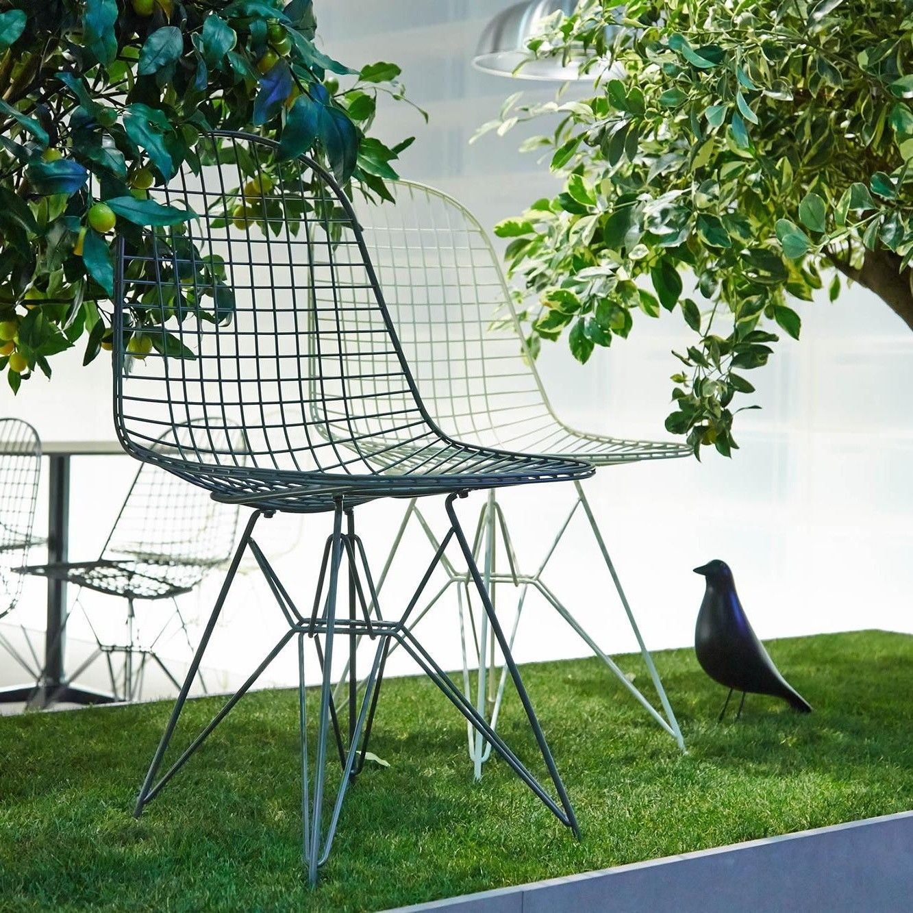 Figurine of EAMES BIRD by Vitra