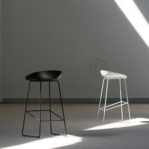 Дизайнерский барный стул в стиле Лофт COWLAM by Romatti
