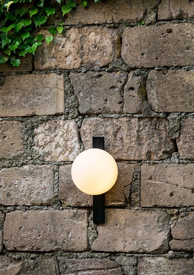 Wall lamp (Sconce) CIRC M by Estiluz