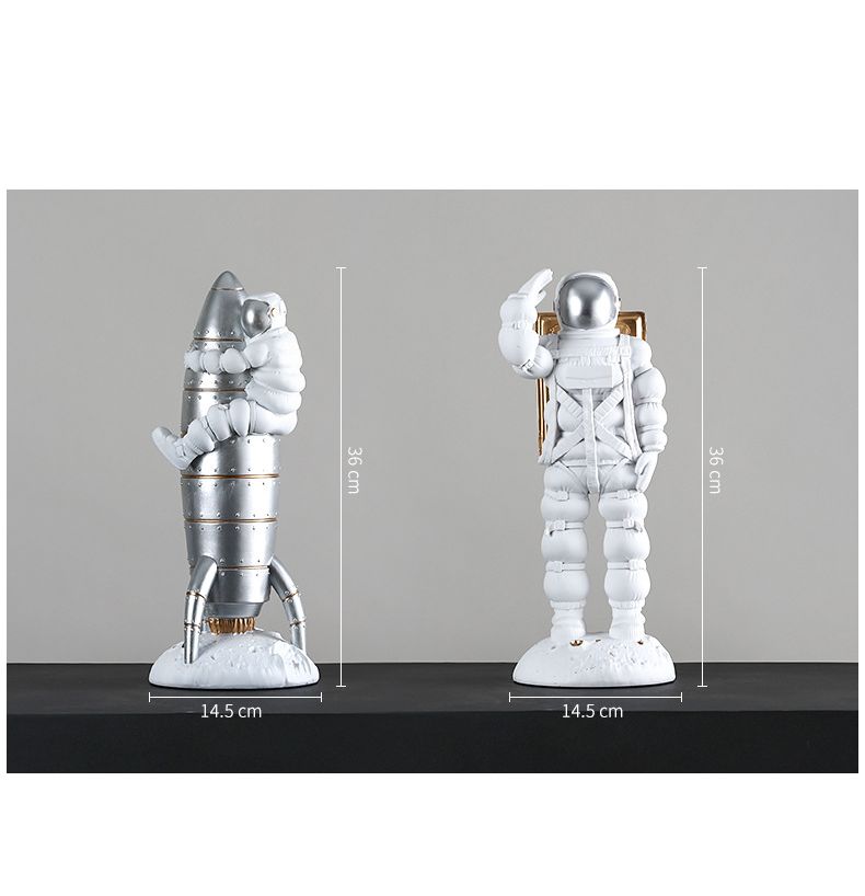 Designer figurine ASTRONAUT by Romatti