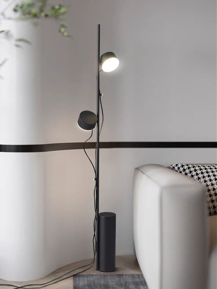 Floor lamp UTSIDEN by Romatti