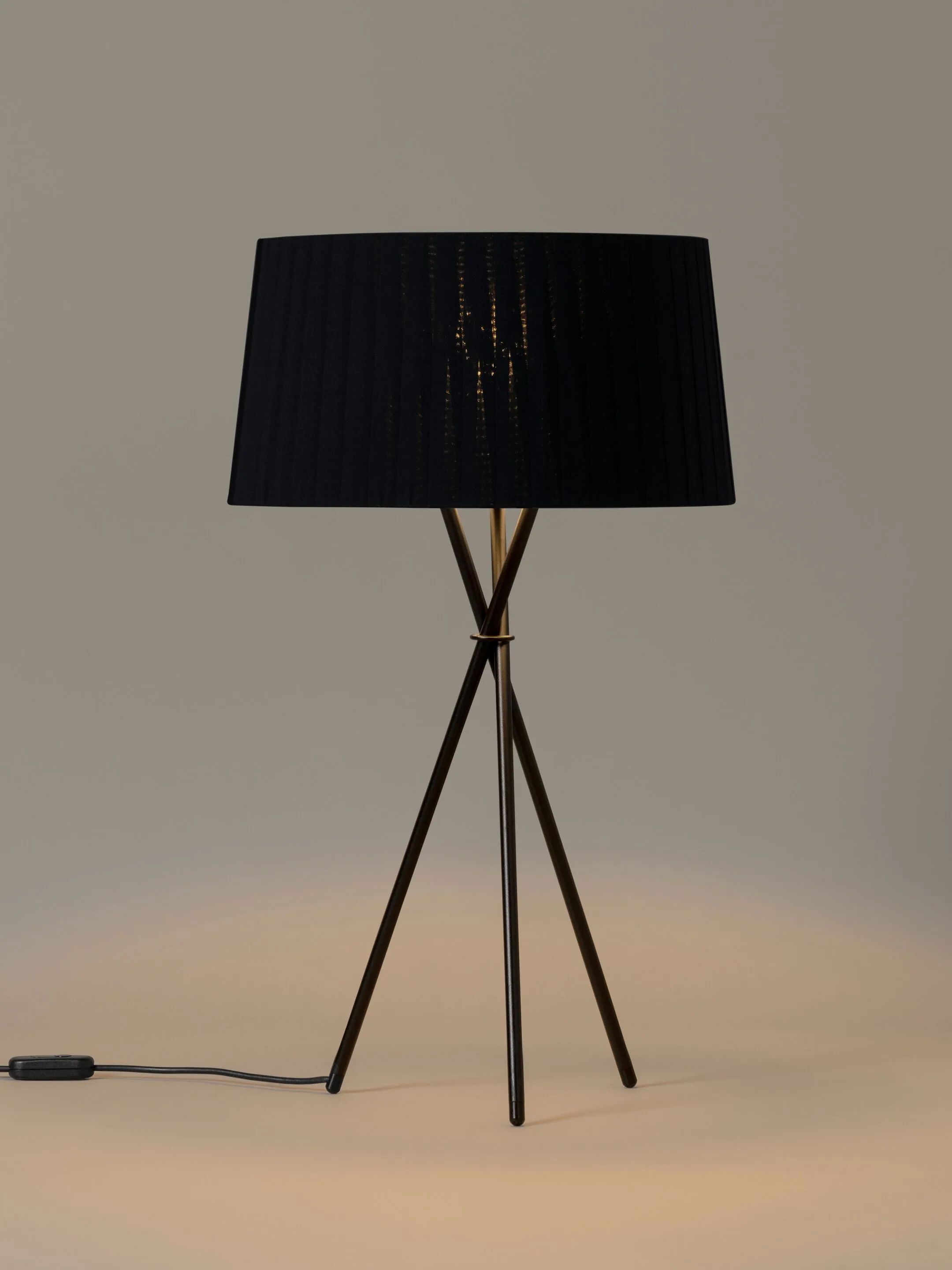 KALMA by Romatti table lamp