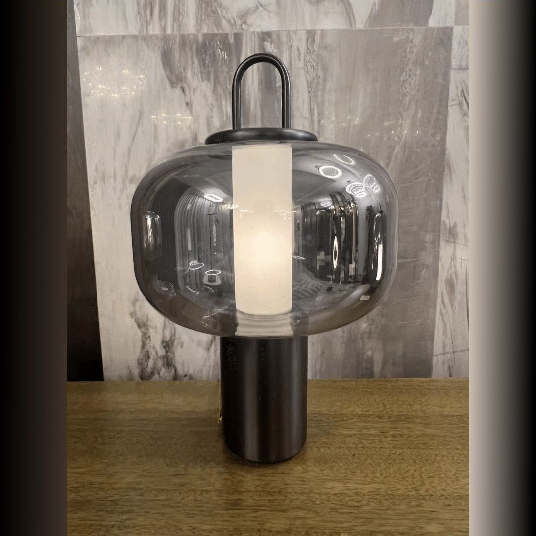 VALO by Romatti table lamp