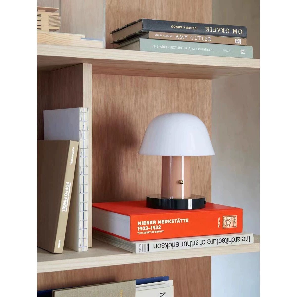 TREMA by Romatti table lamp