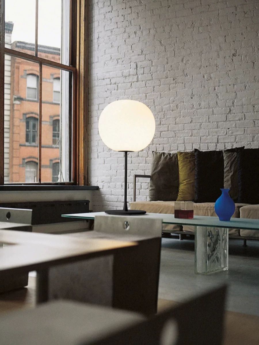 ILEREA by Romatti table lamp