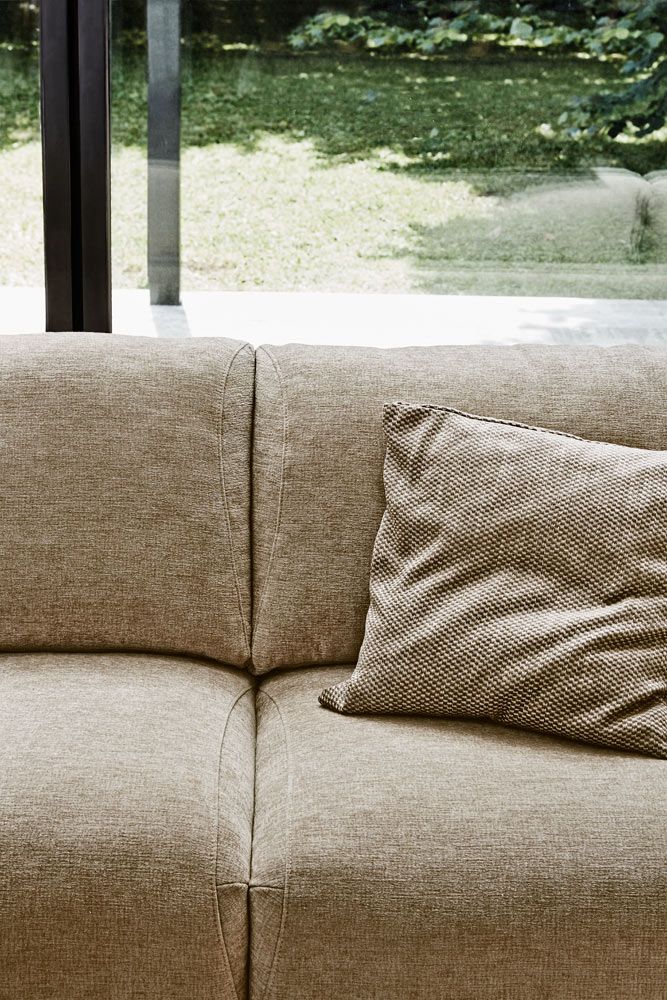 Kanaha Sofa by Ditre Italia