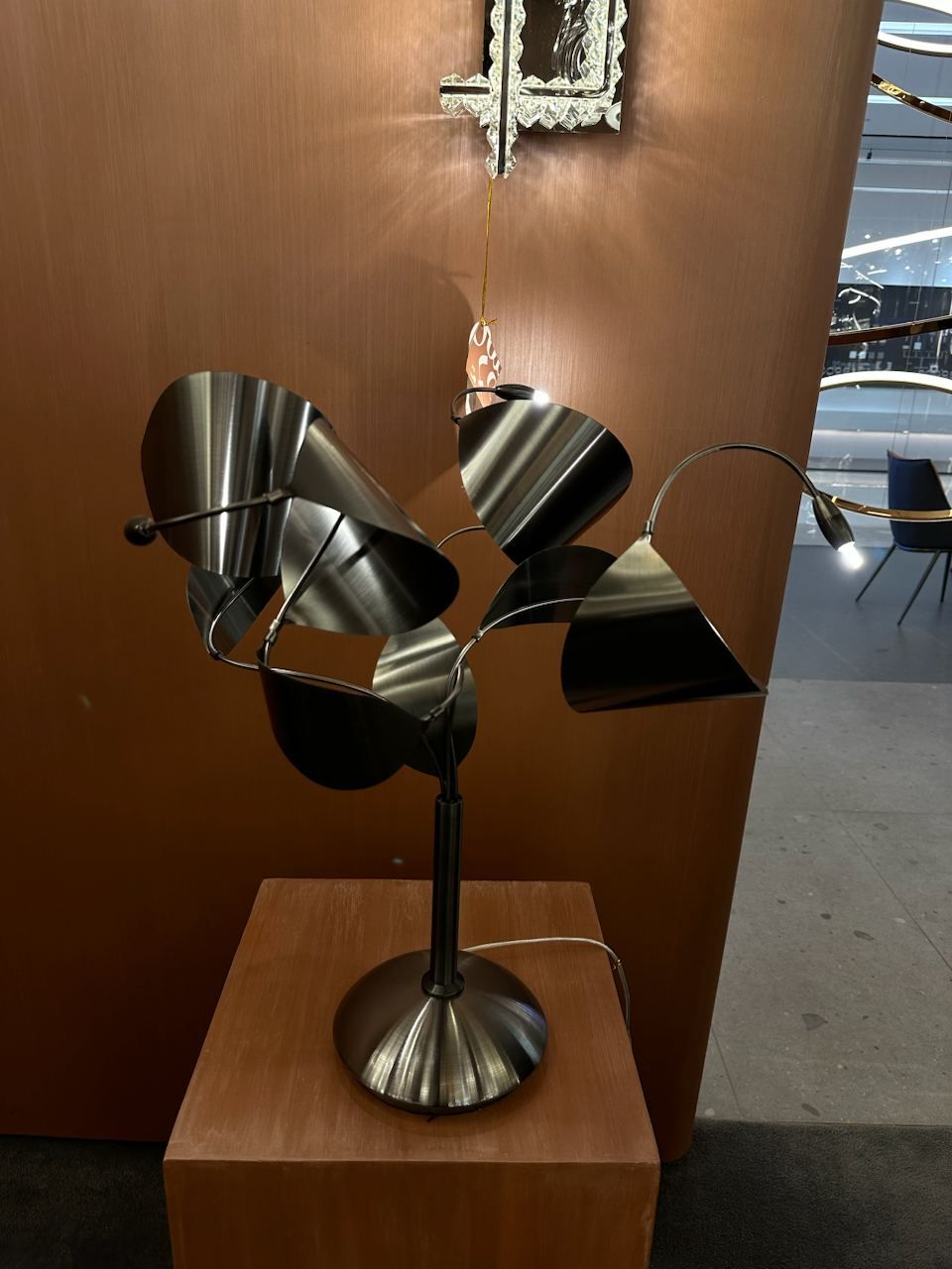 Table lamp LEFEAS by Romatti