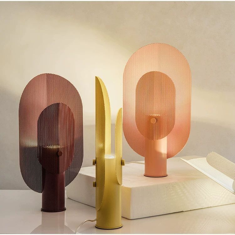 TOLLY by Romatti table lamp