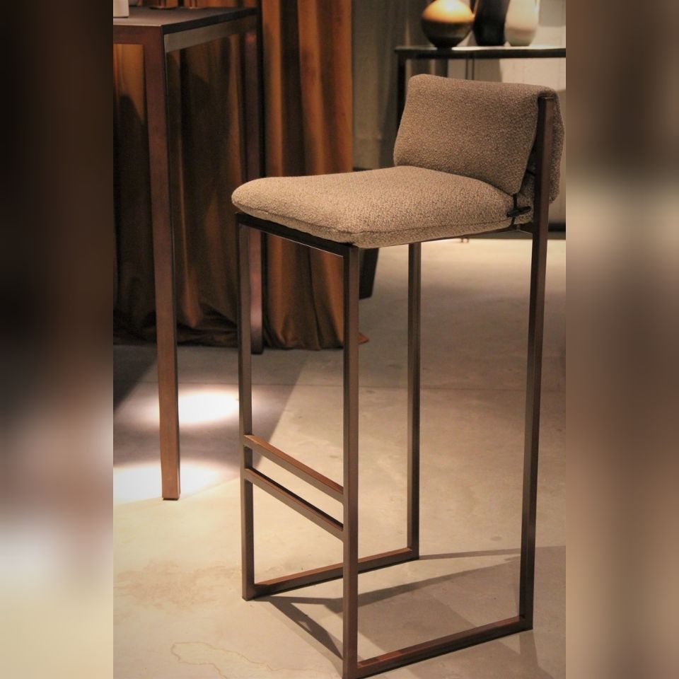 SPARROW Bar stool by Vips and Friends