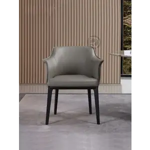 Дизайнерский деревянный стул MR. COMODO by Romatti