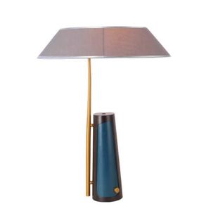Дизайнерская настольная лампа с абажуром FLOR by Romatti