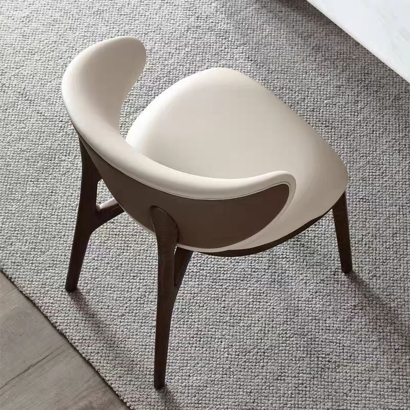 The ABBEST chair by Romatti