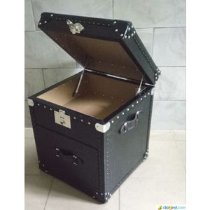 Storage Suitcase Pan by Romatti
