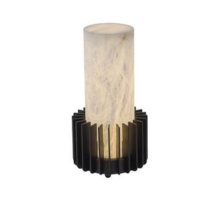 Дизайнерская настольная лампа в стиле Лофт BERENGAR by Romatti