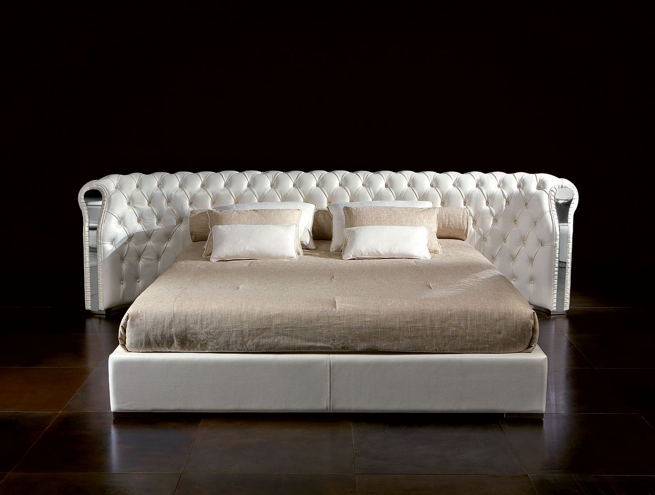 Кровать двуспальная с мягким изголовьем 160х200 см бежевая Alpha Omega