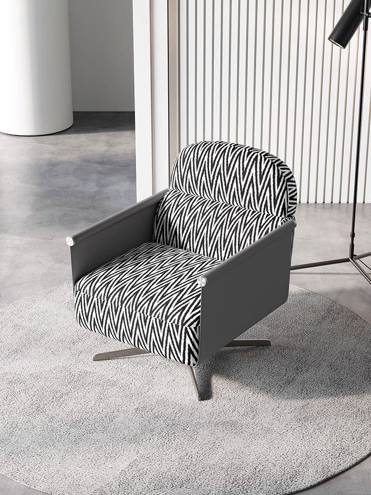 BREF chair by Romatti