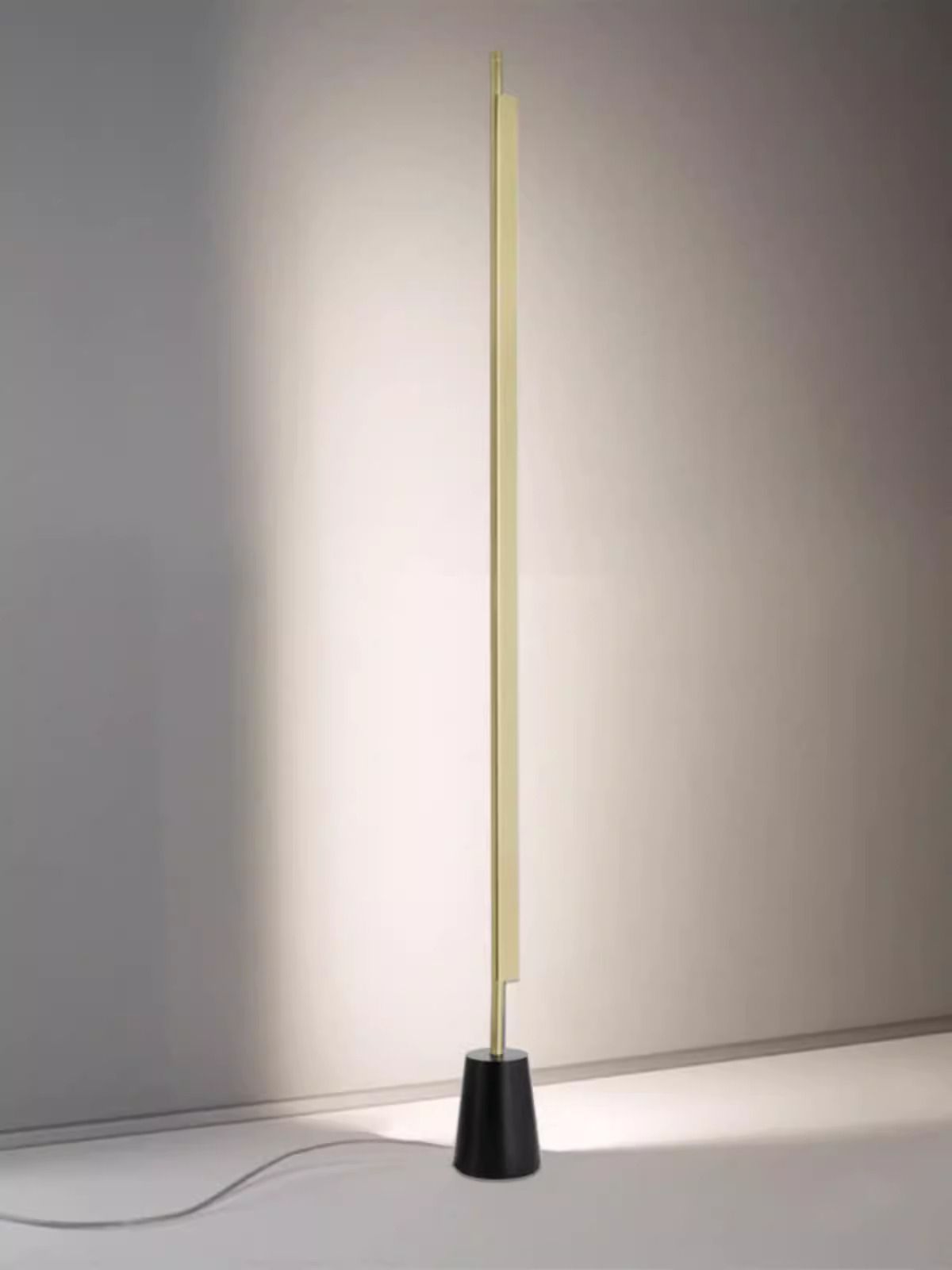 Floor lamp RAPSY by Romatti