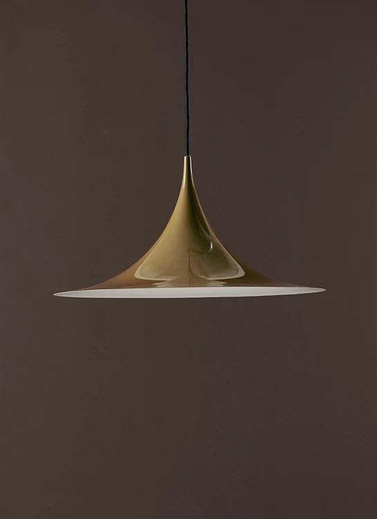 Pendant lamp SEMI by Gubi