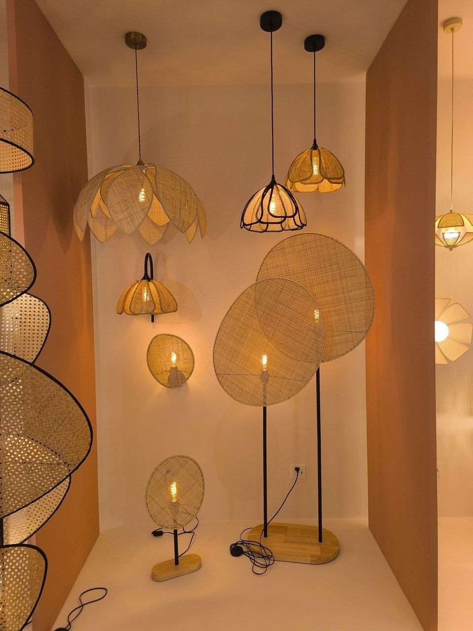 VARLAN by Romatti pendant lamp