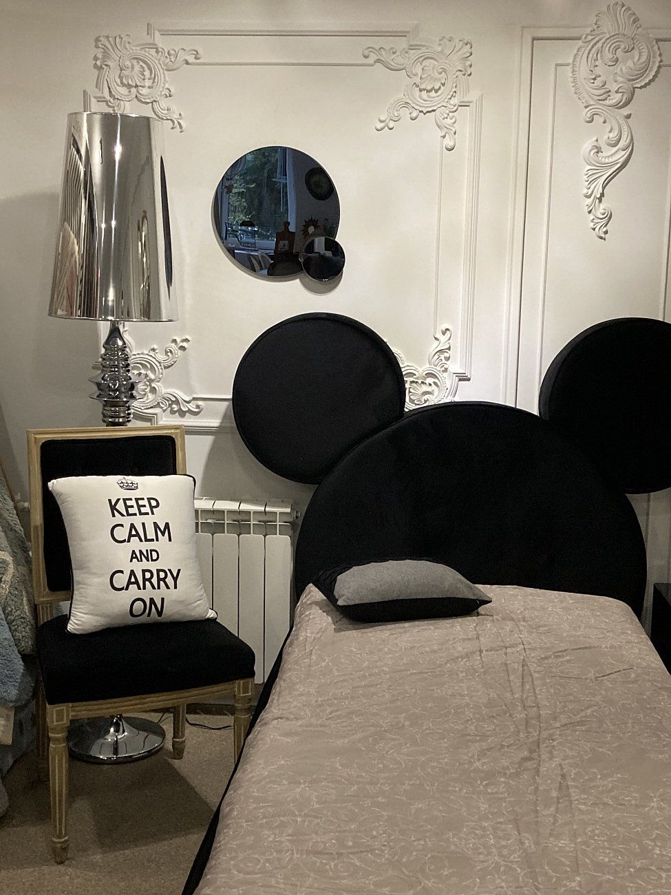Single children's bed 90x200 cm black Manhattan 23 Mickey Mouse