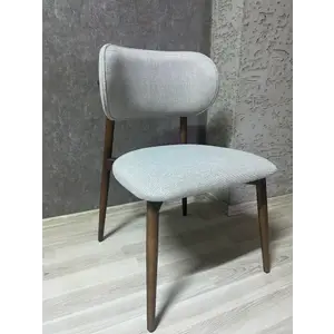Дизайнерский деревянный стул LEOVO by Romatti