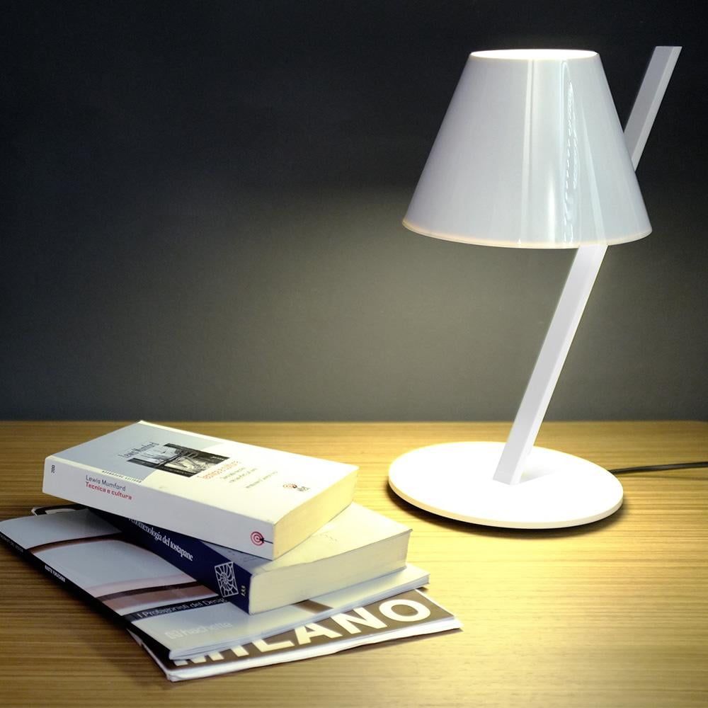 Table lamp La Petite by Artemide