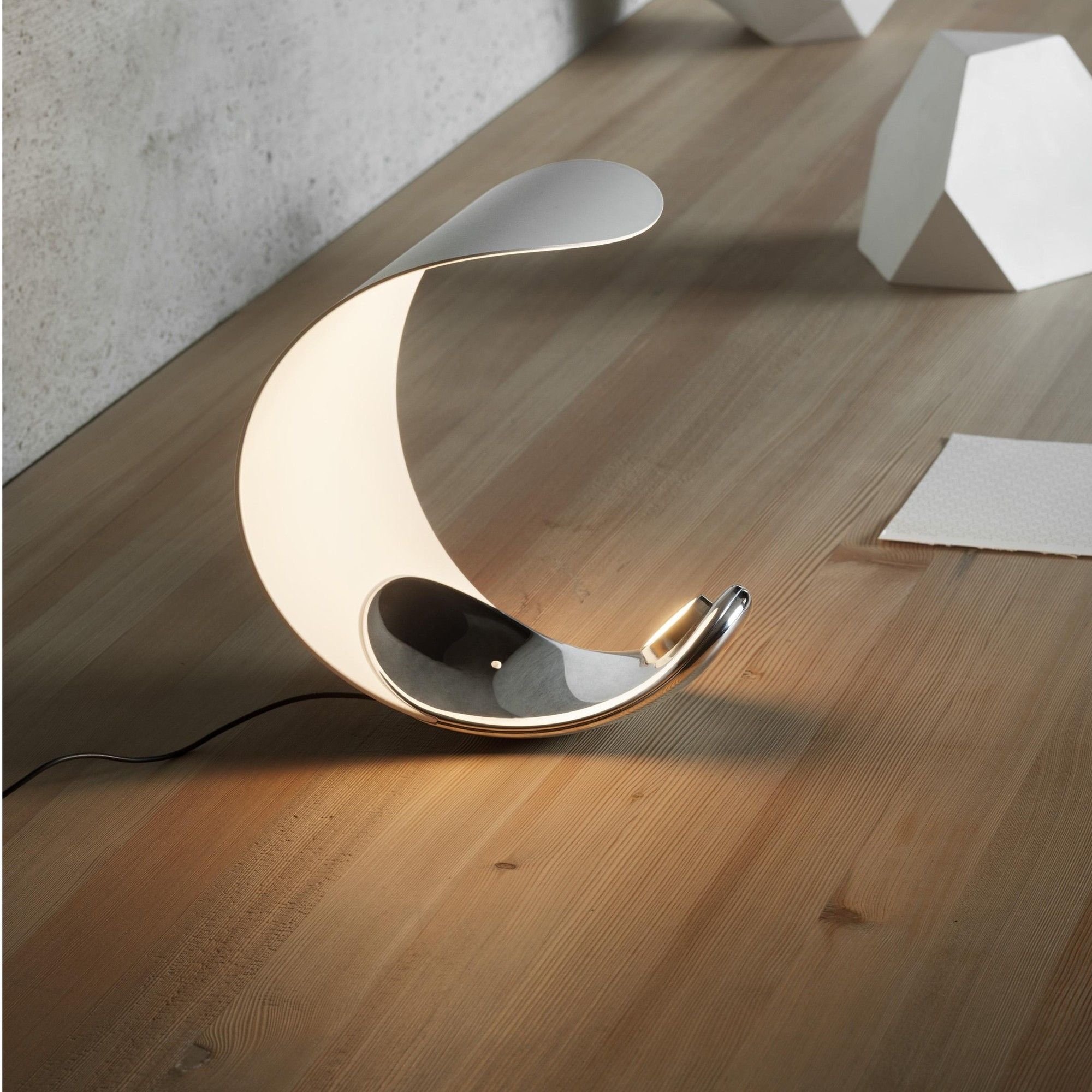 Table Lamp Curl by Luceplan