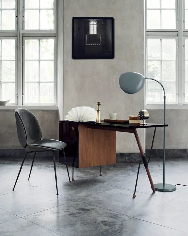 Desk SIXTY TWO by Gubi
